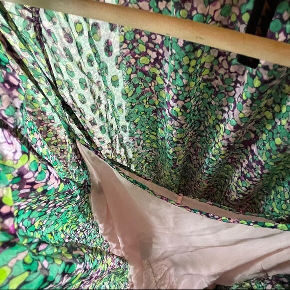 BCBGMaxAzria Split Sleeve Stunning Green Purple Watercolor Silk Tunic XS - Picture 6 of 16